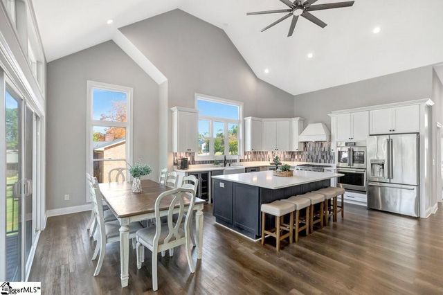 401 Broadwater Circle, Anderson, SC 29626