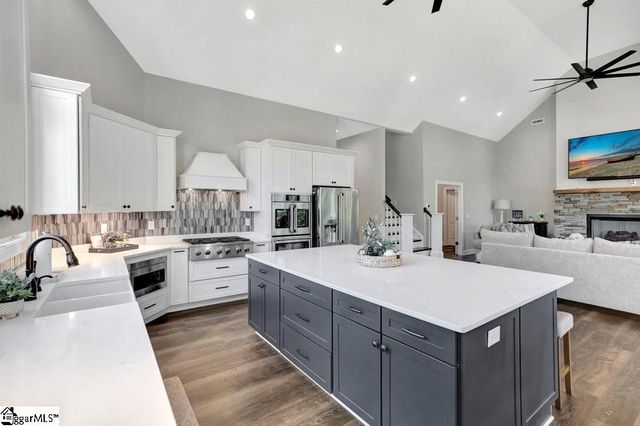 401 Broadwater Circle, Anderson, SC 29626