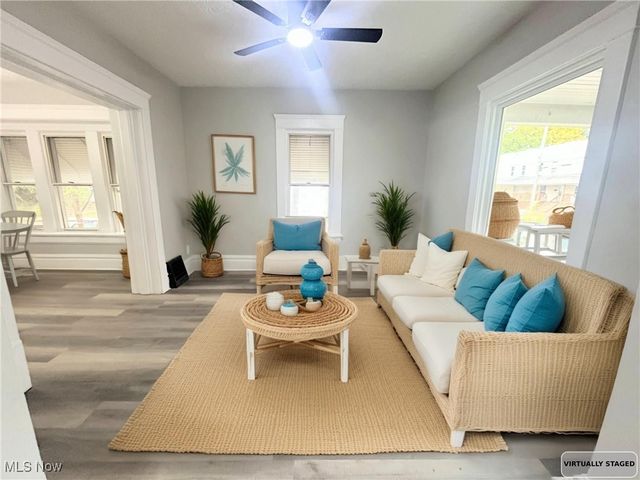 385 Campbell Street, Akron, OH 44307