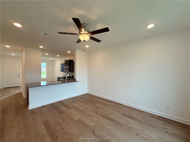 114 Hejl Drive, Caldwell, TX 77836