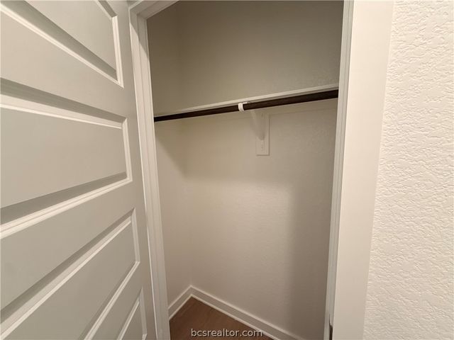 114 Hejl Drive, Caldwell, TX 77836