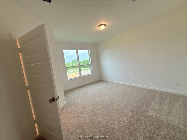 114 Hejl Drive, Caldwell, TX 77836
