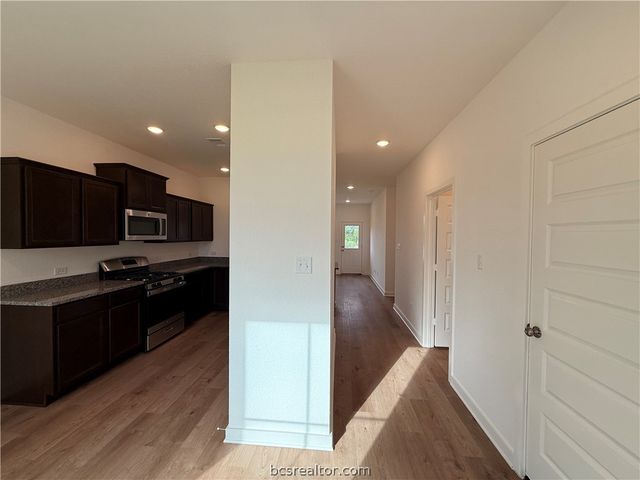 114 Hejl Drive, Caldwell, TX 77836