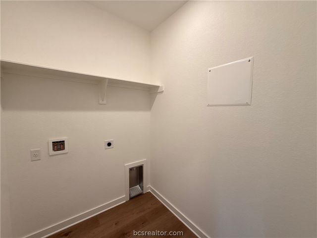 114 Hejl Drive, Caldwell, TX 77836