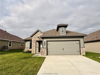 114 Hejl Drive, Caldwell, TX 77836