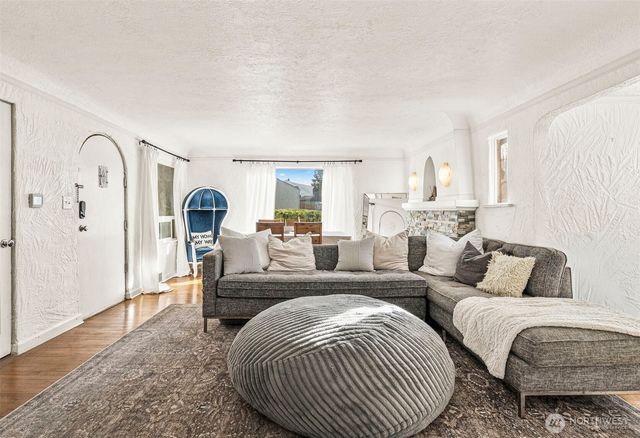 101 S 58th Street, Tacoma, WA 98408