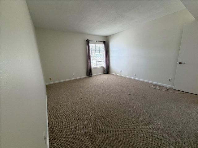 2151 NE 68th Street 207, Fort Lauderdale, FL 33308