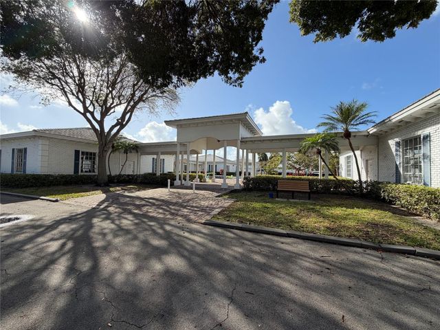 2151 NE 68th Street 207, Fort Lauderdale, FL 33308