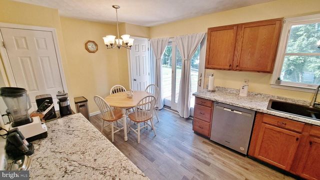 451 CLOVER LN, Hanover, PA 17331