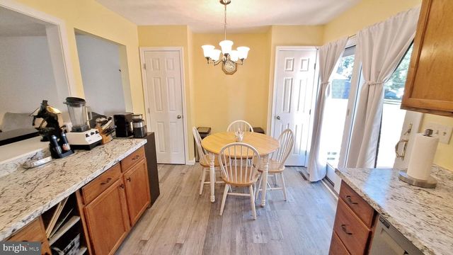 451 CLOVER LN, Hanover, PA 17331