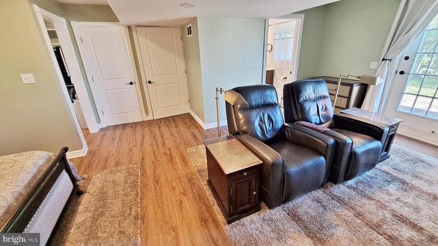 451 CLOVER LN, Hanover, PA 17331