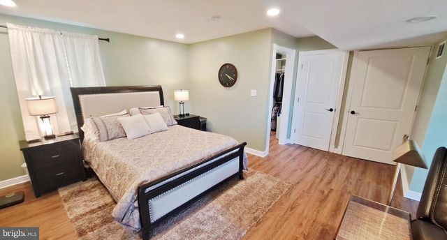 451 CLOVER LN, Hanover, PA 17331