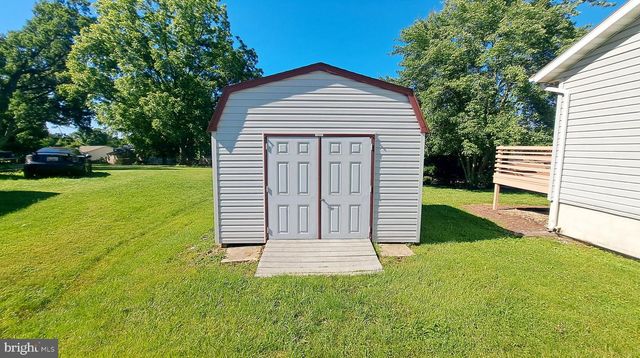 451 CLOVER LN, Hanover, PA 17331