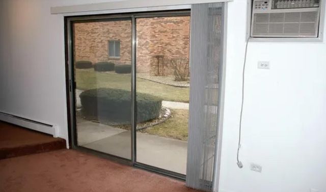 5321 Waterbury Drive 502, Crestwood, IL 60418