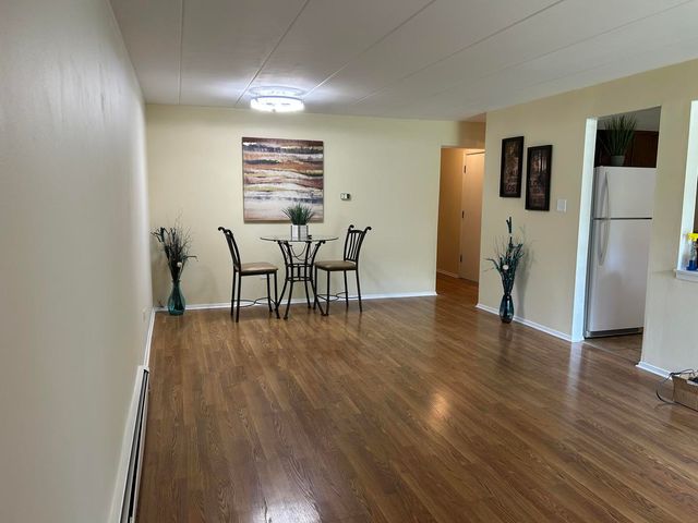 5321 Waterbury Drive 502, Crestwood, IL 60418