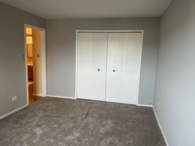 5321 Waterbury Drive 502, Crestwood, IL 60418