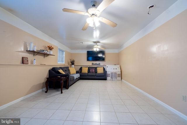 685 HAMILTON ST, Carlisle, PA 17013