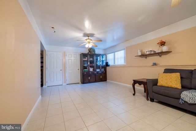685 HAMILTON ST, Carlisle, PA 17013