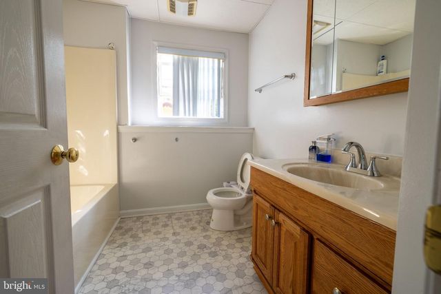 685 HAMILTON ST, Carlisle, PA 17013
