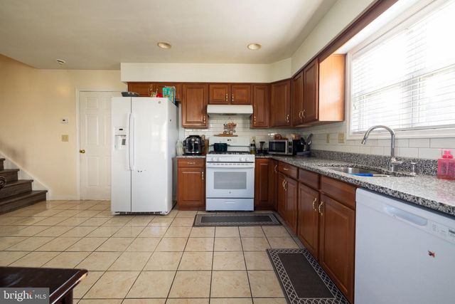 685 HAMILTON ST, Carlisle, PA 17013