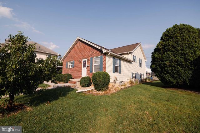 685 HAMILTON ST, Carlisle, PA 17013
