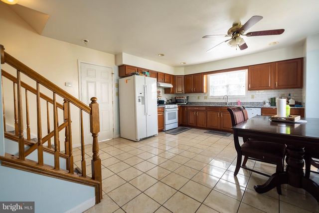 685 HAMILTON ST, Carlisle, PA 17013
