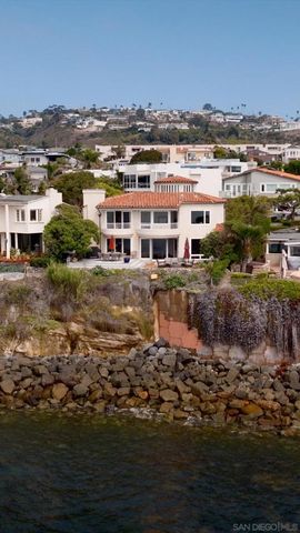 5716 Dolphin Pl, La Jolla, CA 92037