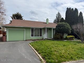 923 S Rose Pl, Yakima, WA 98902