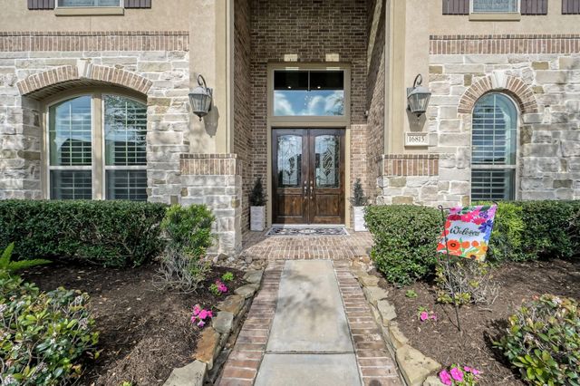 16815 Himley Drive, Cypress, TX 77433