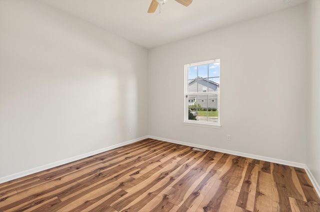 1669 Gossett Mill Avenue, Chesterton, IN 46304