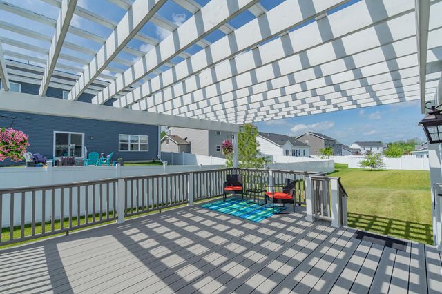1669 Gossett Mill Avenue, Chesterton, IN 46304
