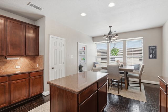 2451 Beachview Drive, Grand Prairie, TX 75054