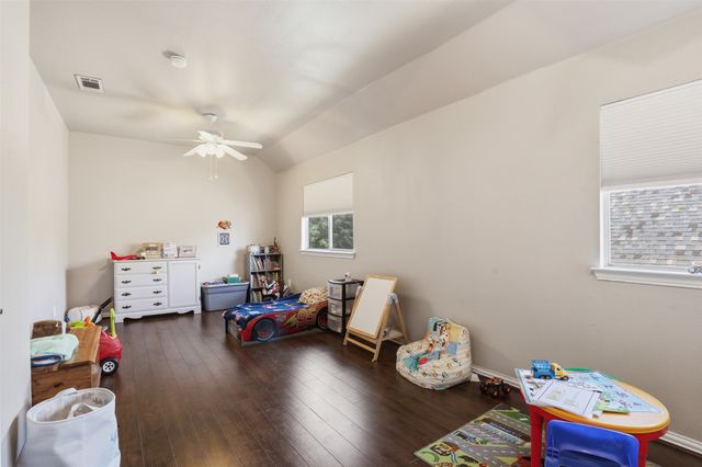 2451 Beachview Drive, Grand Prairie, TX 75054