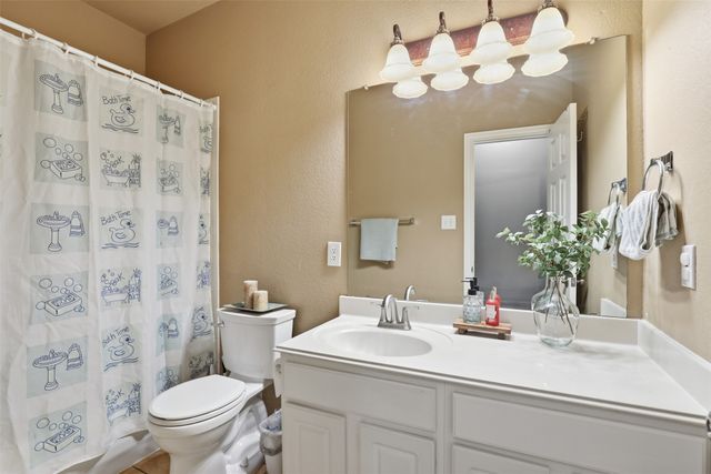 2451 Beachview Drive, Grand Prairie, TX 75054