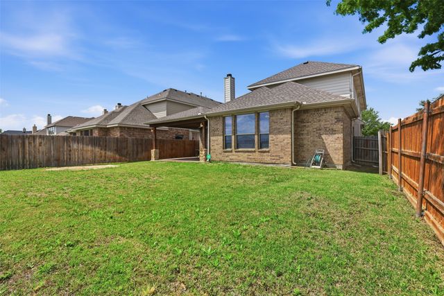2451 Beachview Drive, Grand Prairie, TX 75054
