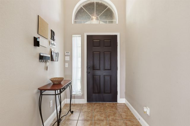 2451 Beachview Drive, Grand Prairie, TX 75054