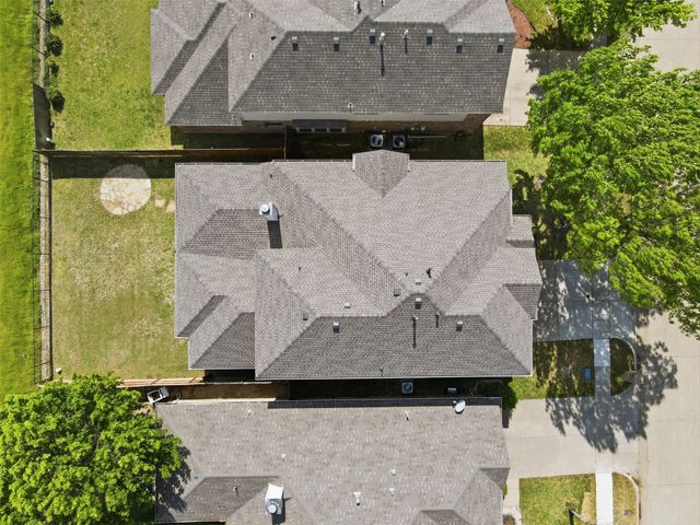 2451 Beachview Drive, Grand Prairie, TX 75054