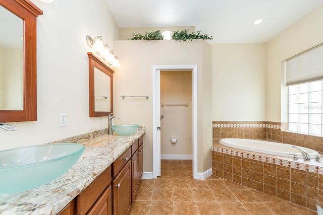 10639 HATTERAS DRIVE, Tampa, FL 33615