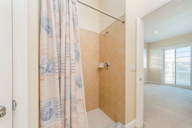 10639 HATTERAS DRIVE, Tampa, FL 33615