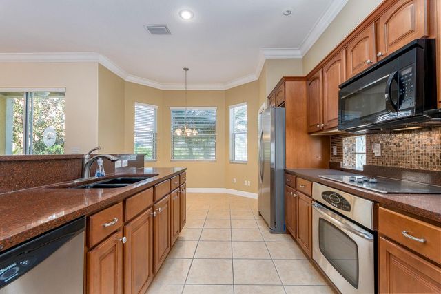 10639 HATTERAS DRIVE, Tampa, FL 33615