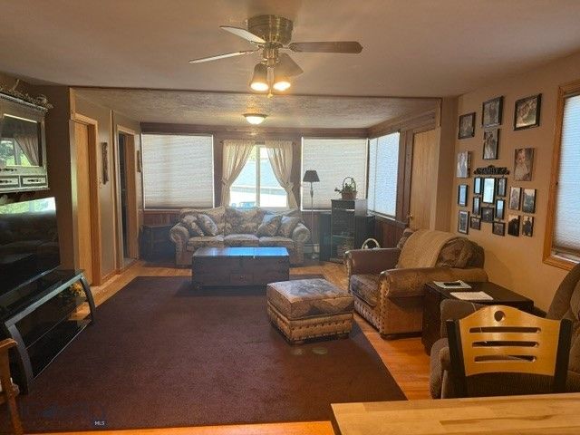1611 6th, Walkerville, MT 59701