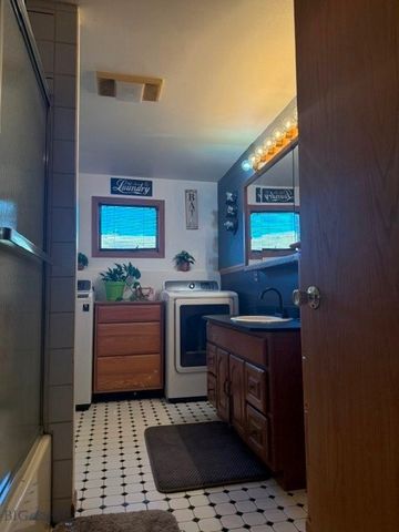 1611 6th, Walkerville, MT 59701