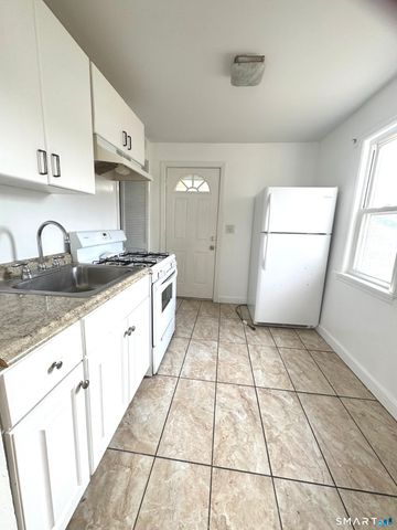 89 Campfield Drive, Fairfield, CT 06825