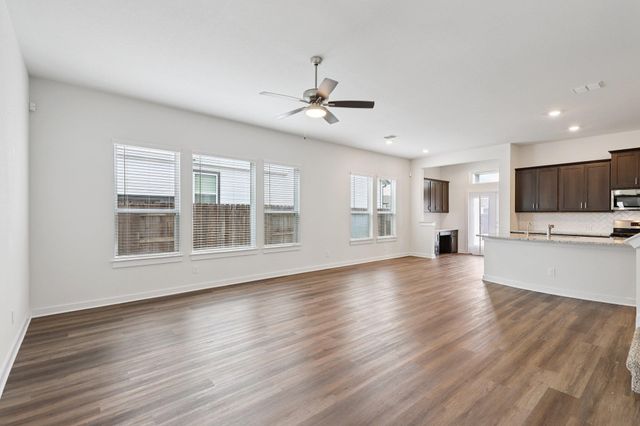 319 William Moon WAY, San Marcos, TX 78666