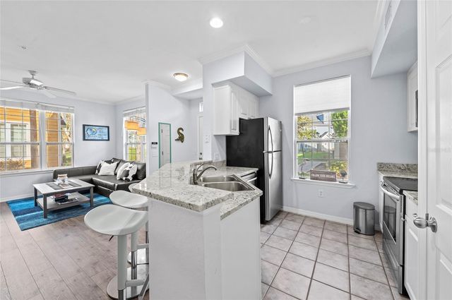 5621 BIDWELL PARKWAY 104, Sarasota, FL 34233