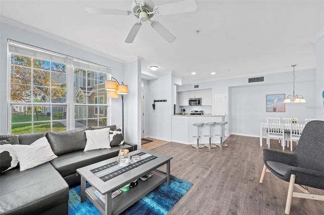 5621 BIDWELL PARKWAY 104, Sarasota, FL 34233