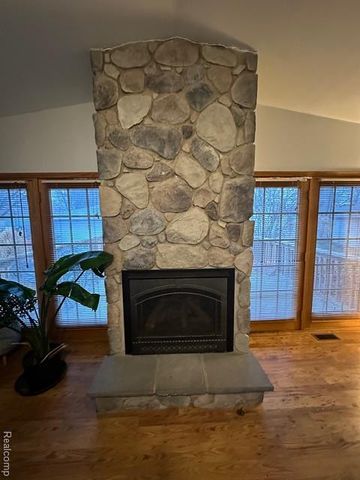 2970 Geneva Street, Dearborn, MI 48124