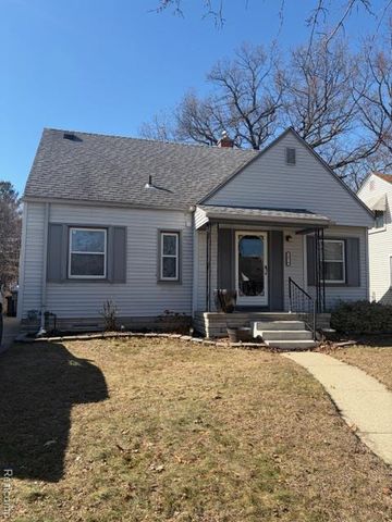 2970 Geneva Street, Dearborn, MI 48124