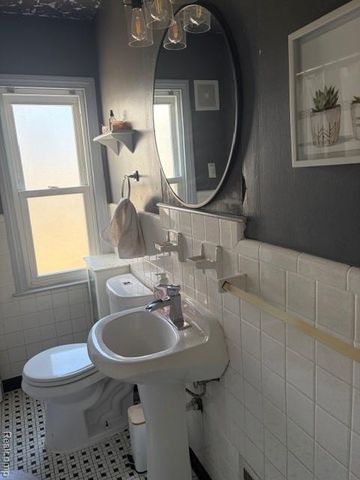 2970 Geneva Street, Dearborn, MI 48124