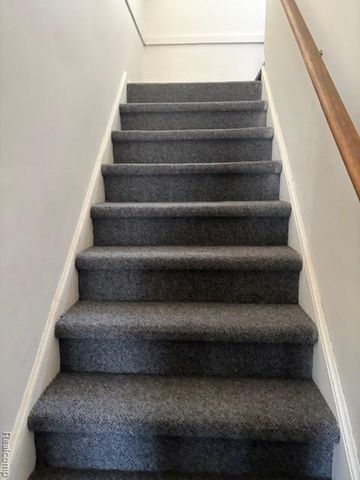 2970 Geneva Street, Dearborn, MI 48124